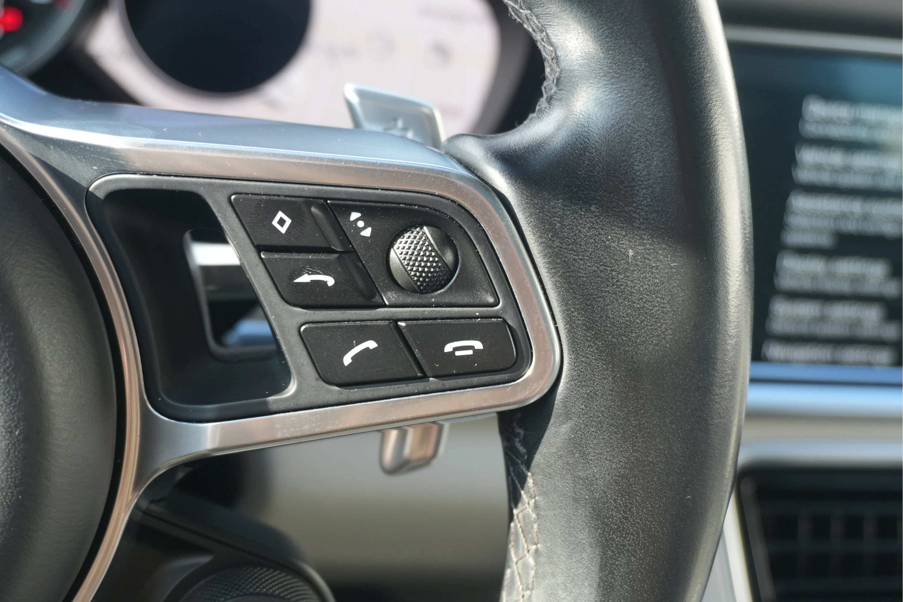 Used 2020 Dolomite Silver Metallic Porsche 4 E-Hybrid image 29