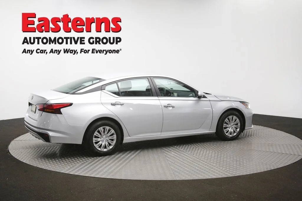Used 2023 Silver Nissan 2.5 S image 41