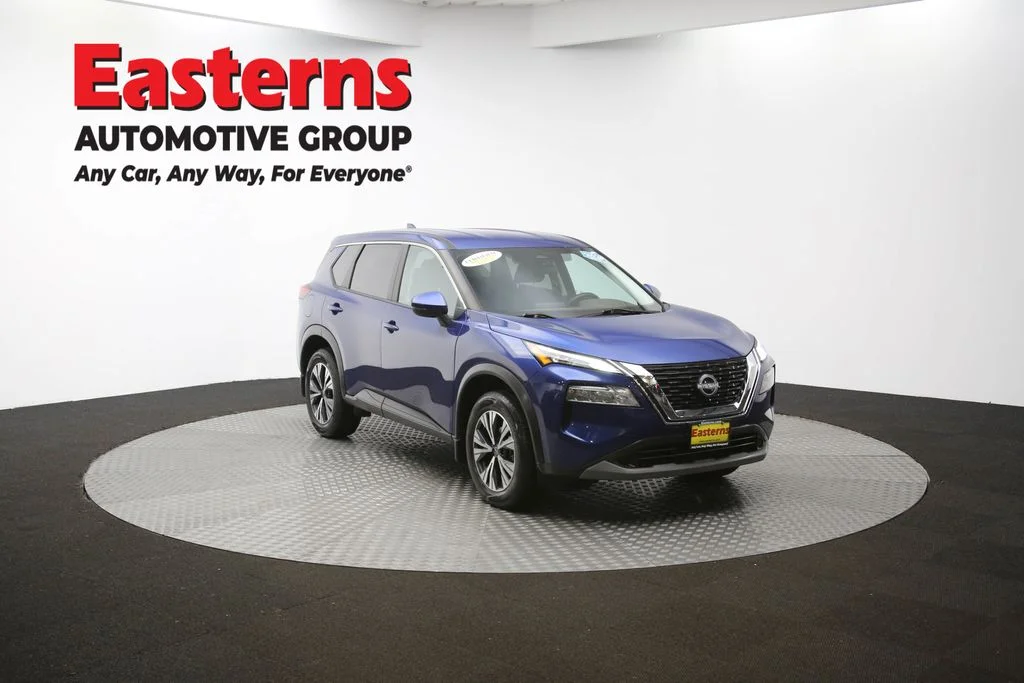 Used 2022 Blue Nissan SV image 48