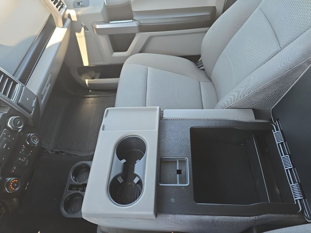 Used 2019 Silver Ford  image 28