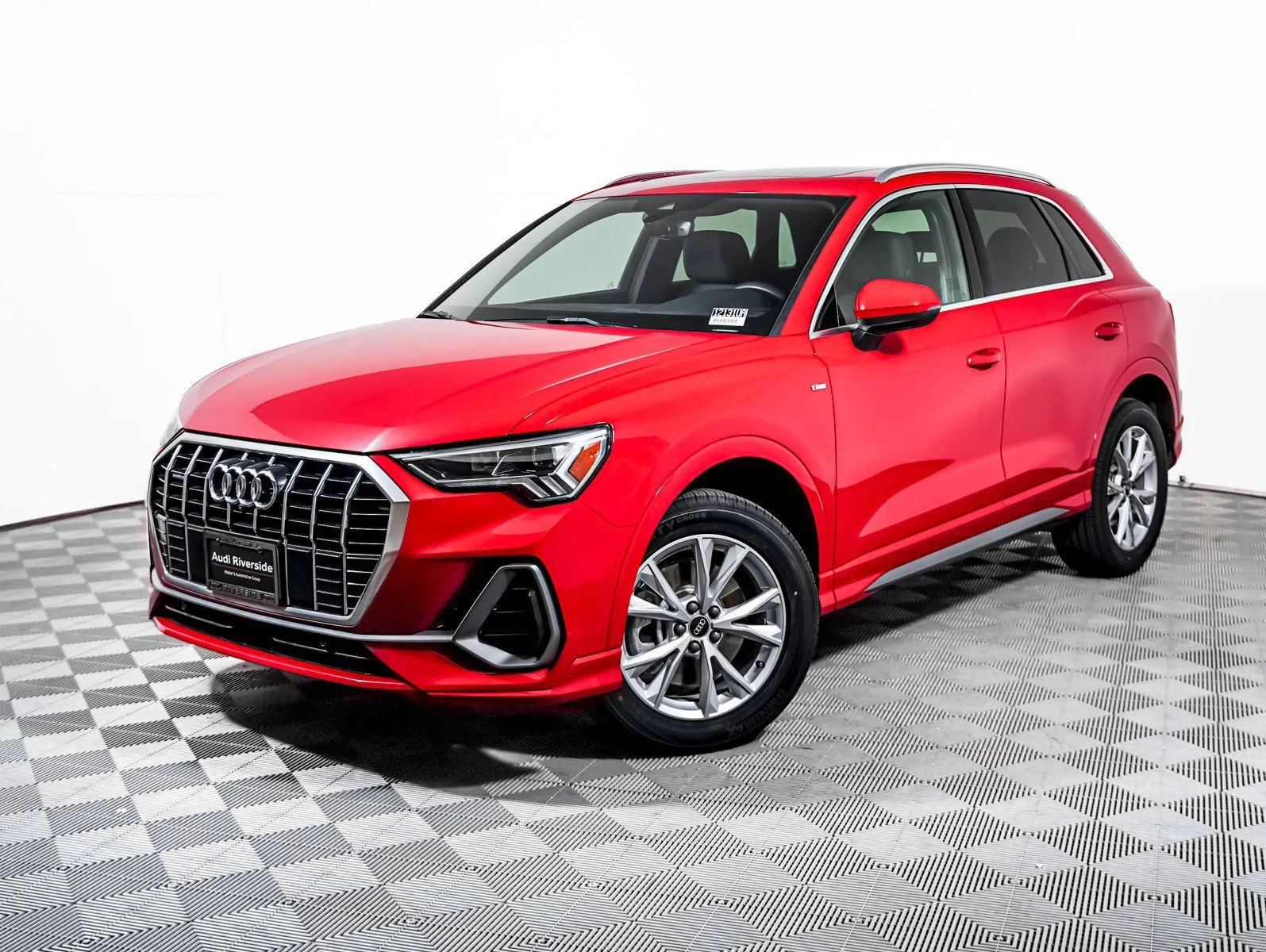 2022 Audi Q3