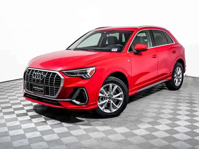 2022 Audi Q3 S line Premium Plus