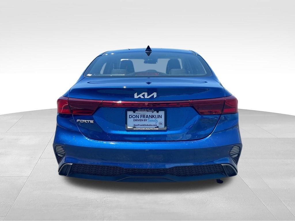 Used 2024 Blue Kia LXS image 7