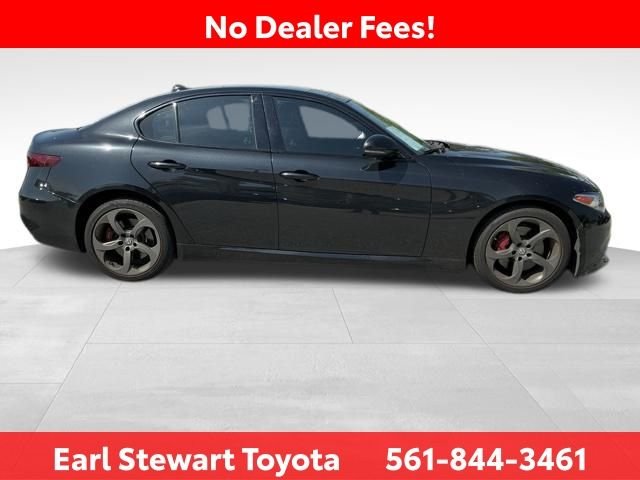 Used 2017 Black Alfa Romeo Base image 3