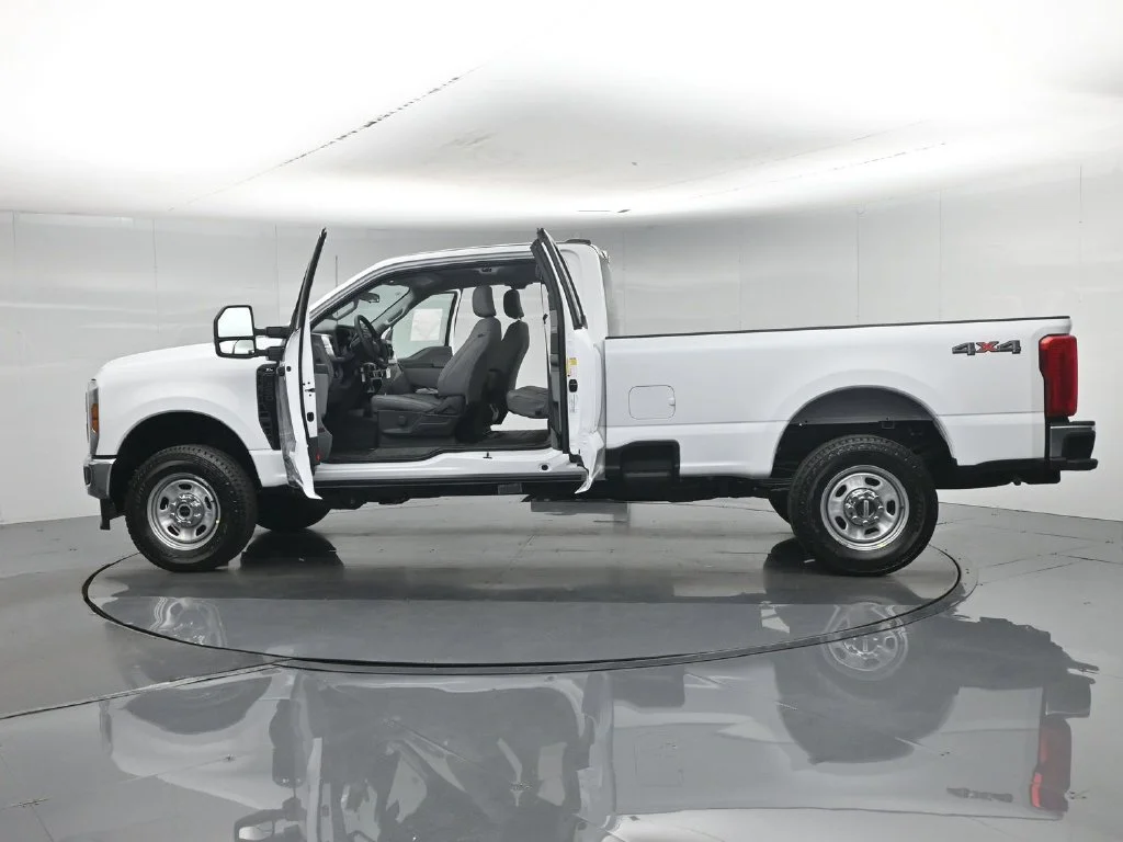 New 2027 White Ford XL image 33
