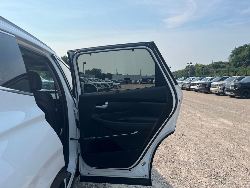 Used 2020 Quartz White Hyundai Limited image 32