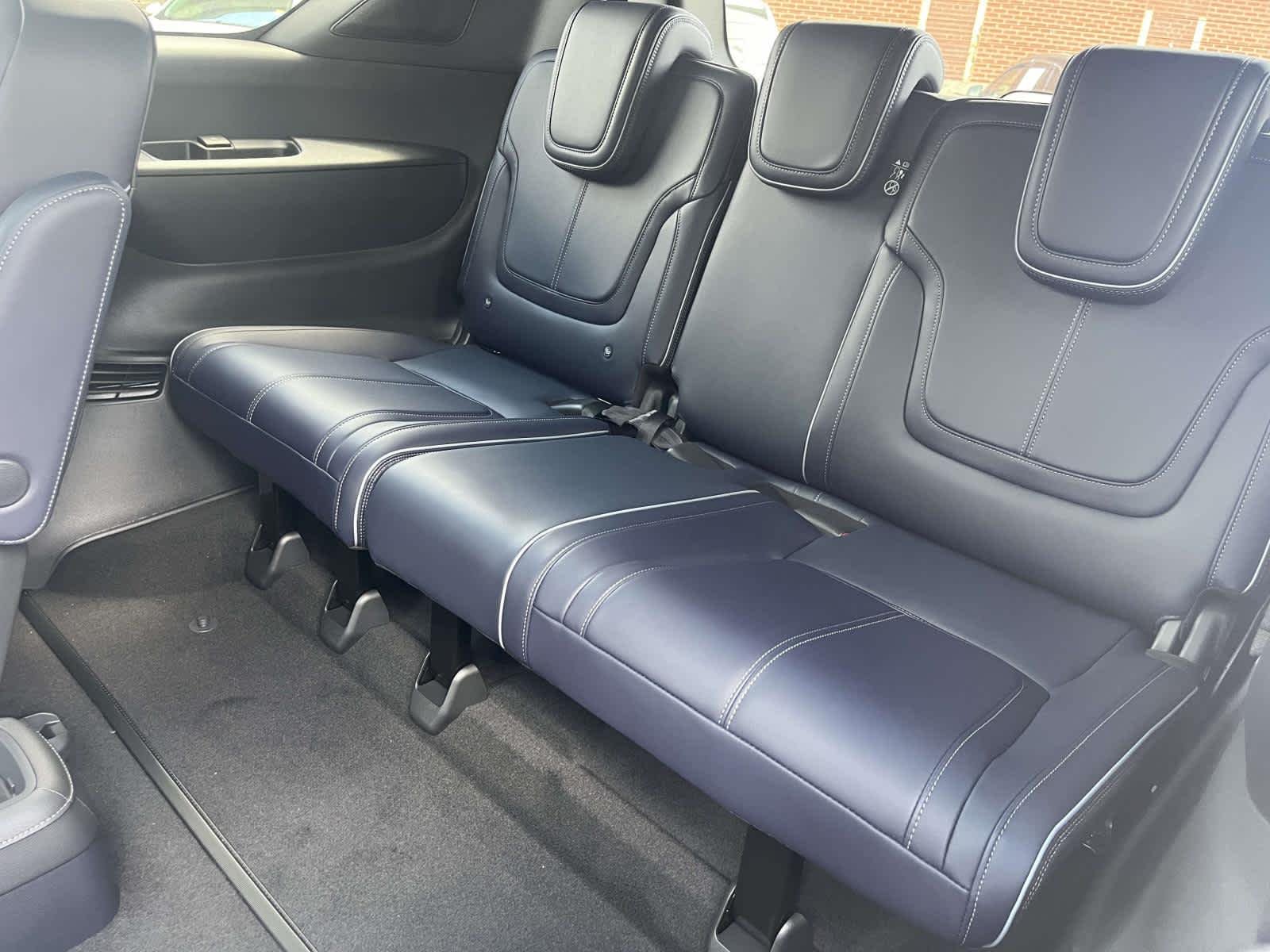 New 2027 Dynamic Metal/Black Obsidian INFINITI SPORT image 18