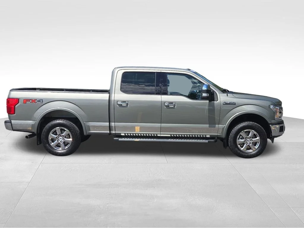Used 2019 Green Ford Lariat image 10