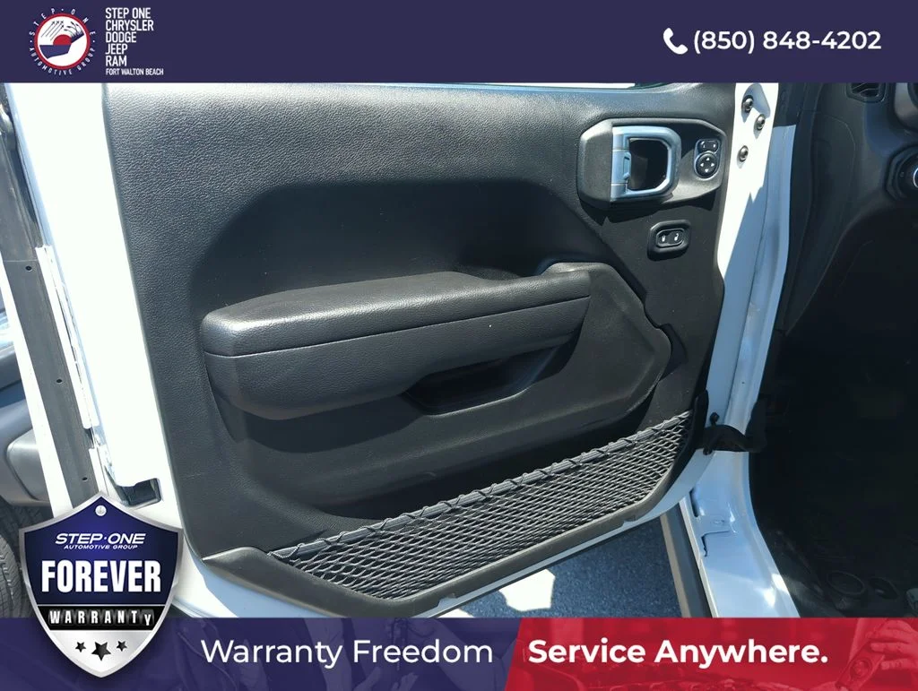 Certified Used 2022 White Jeep Unlimited High Tide image 13