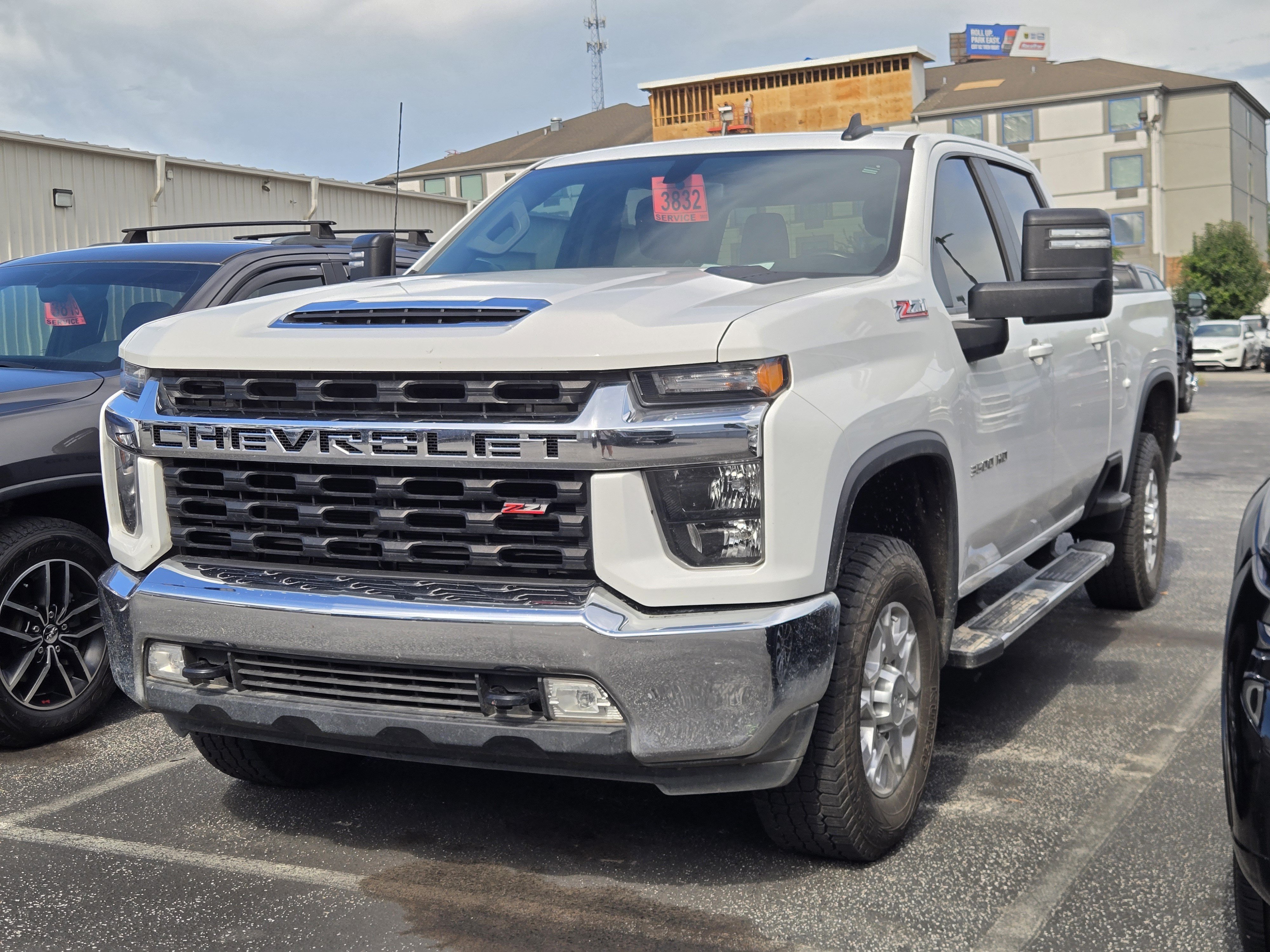 Used 2023 Summit White Chevrolet LT image 1