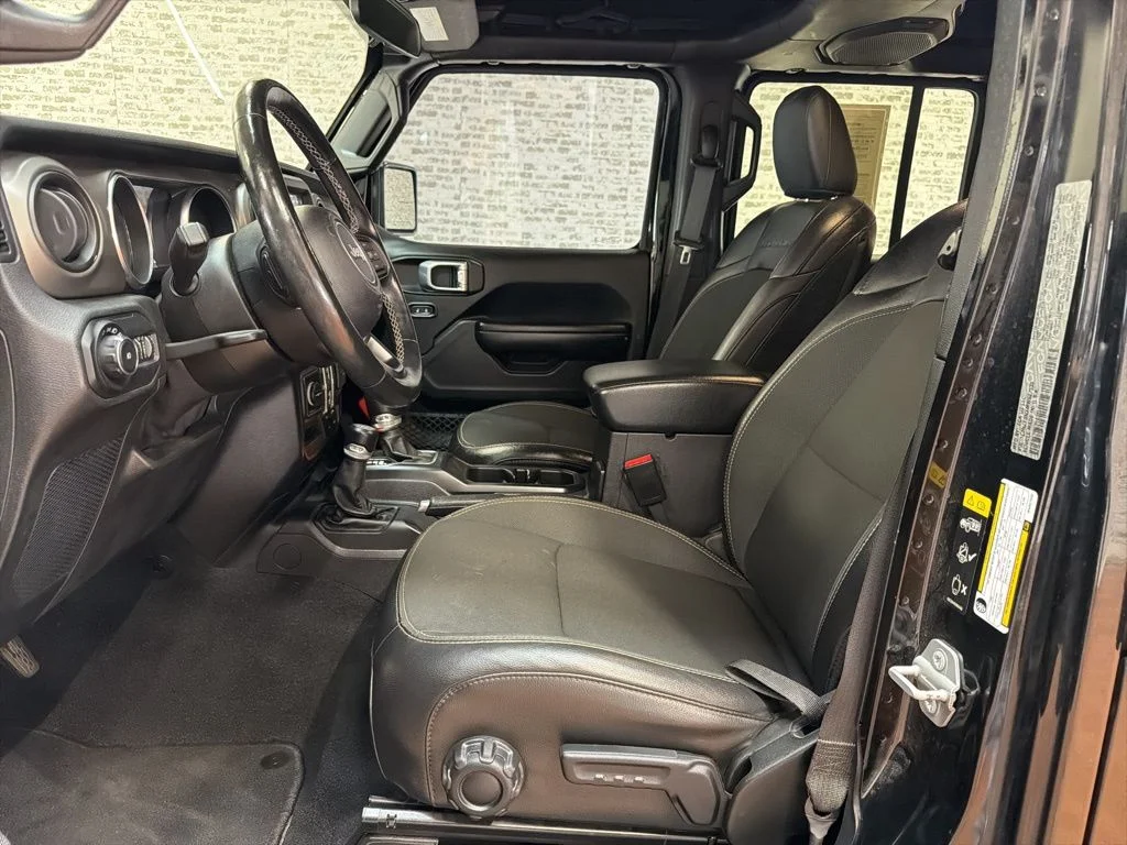 Used 2021 Black Jeep Unlimited Sport image 25