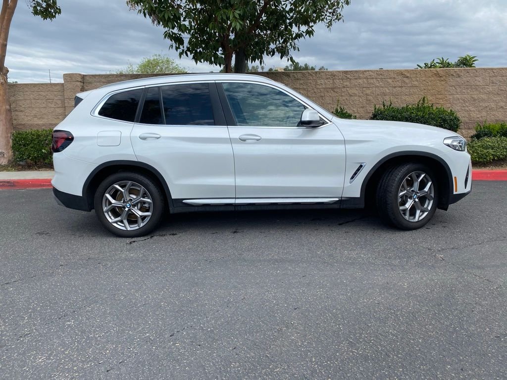 Used 2023 White BMW xDrive30i image 6