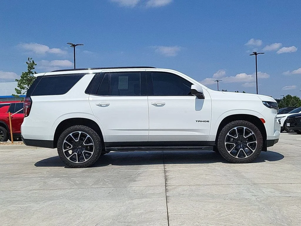 Used 2021 Summit White Chevrolet RST image 9