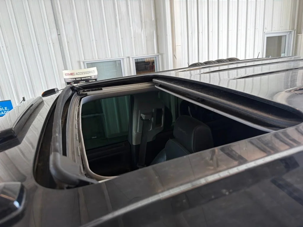 Used 2019 Ebony Twilight Metallic Paint GMC Denali image 9