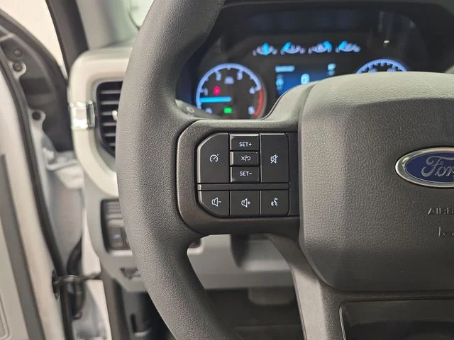 New 2026 Oxford White Ford F-350® XL image 36