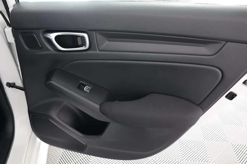 Used 2025 White Honda Sport image 26