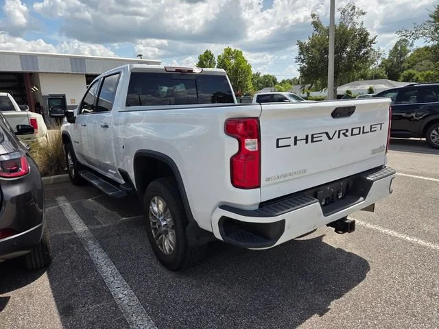 Used 2020 White Chevrolet High Country image 7