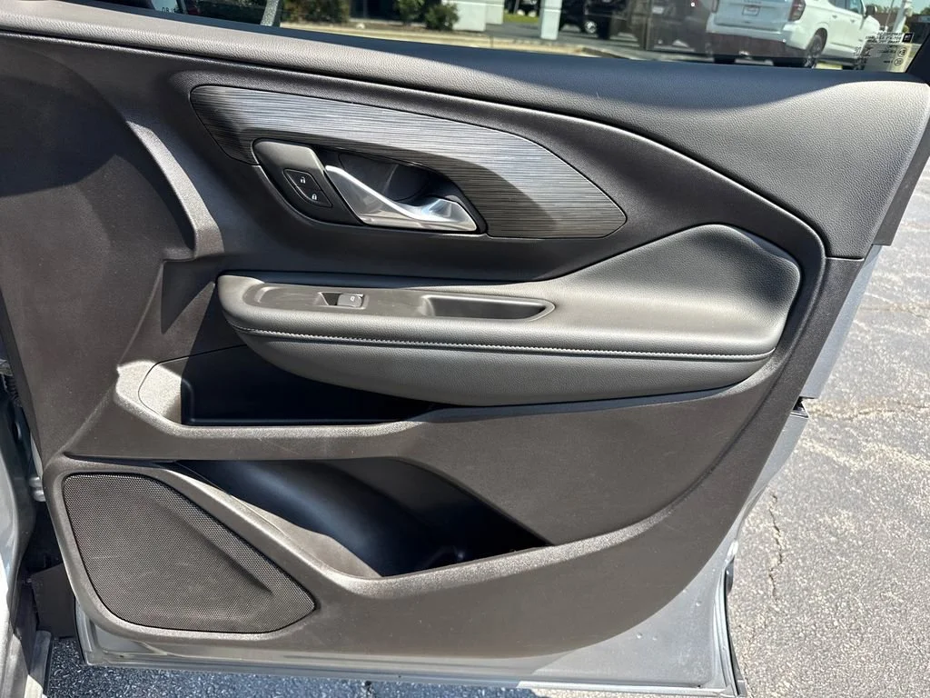 2024 GMC Terrain SLE - Photo 36