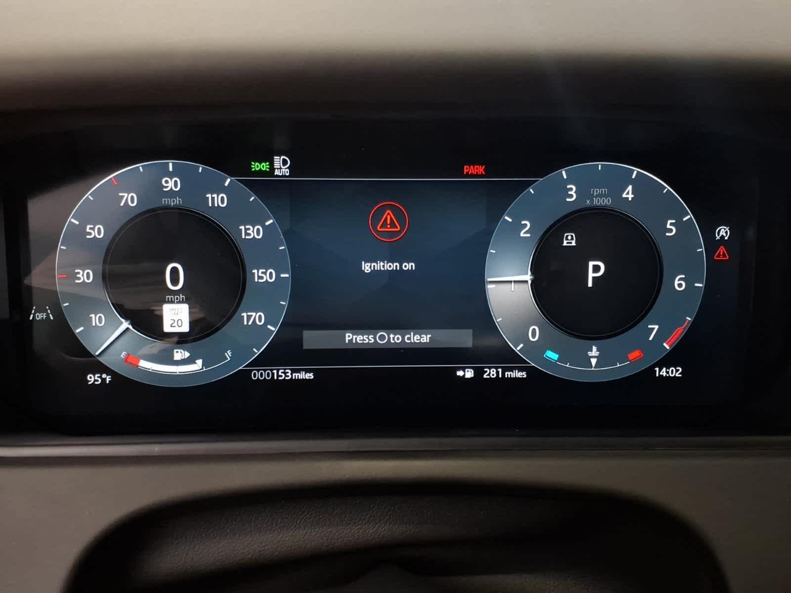 New 2026 Fuji White Land Rover Dynamic SE image 10
