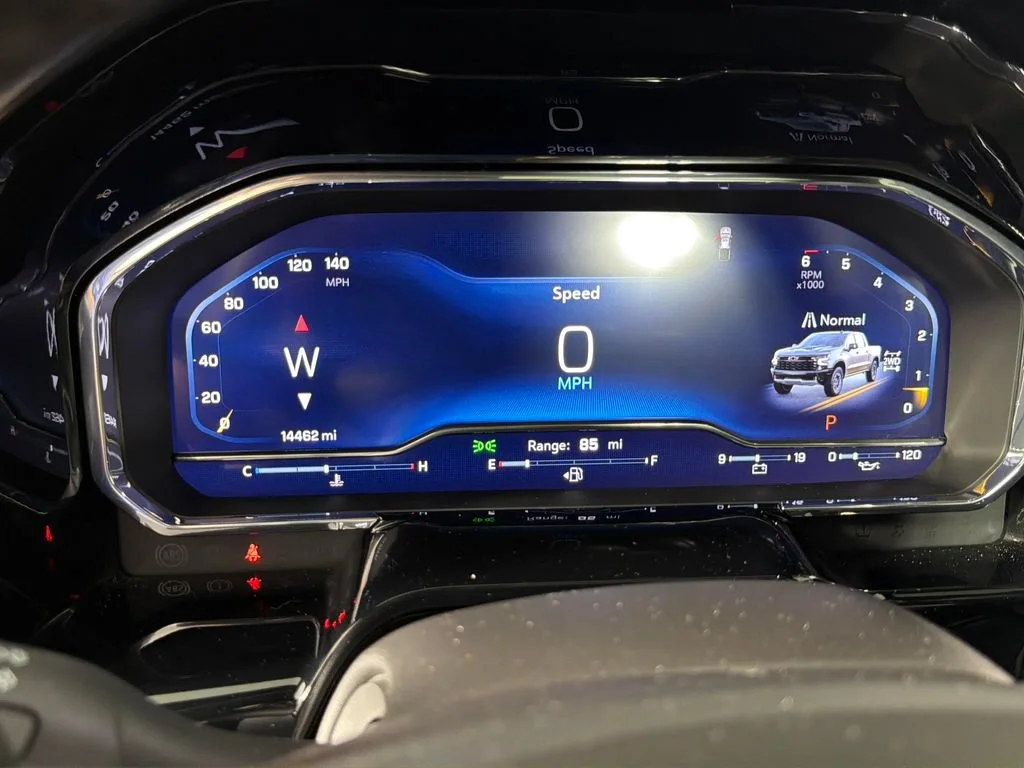 Used 2025 Summit White Chevrolet ZR2 image 21
