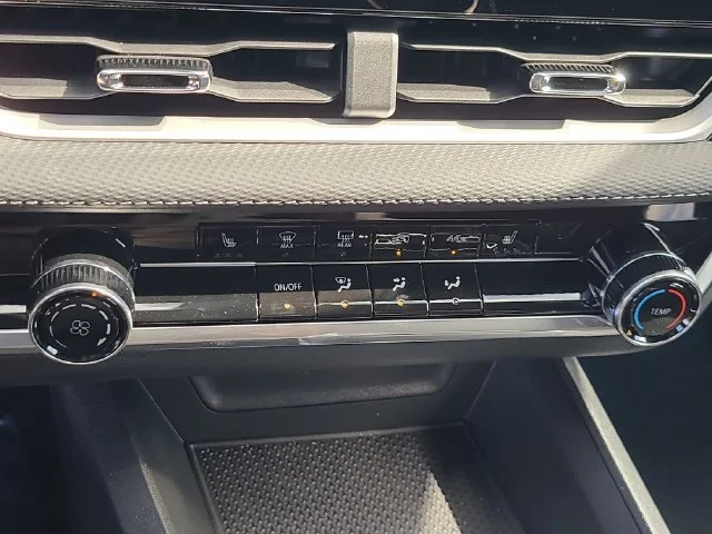 New 2027 Summit White Chevrolet LT image 31