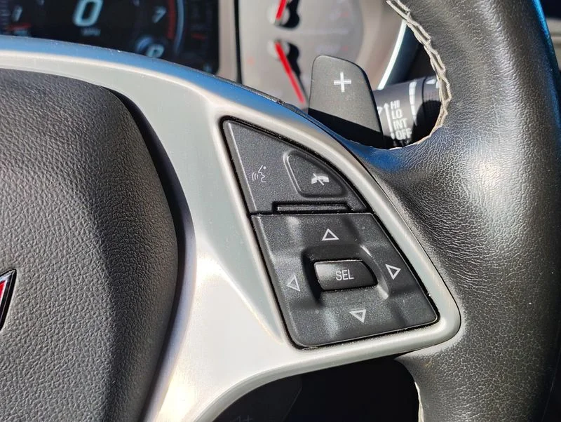 Used 2015 Red Chevrolet Stingray image 28