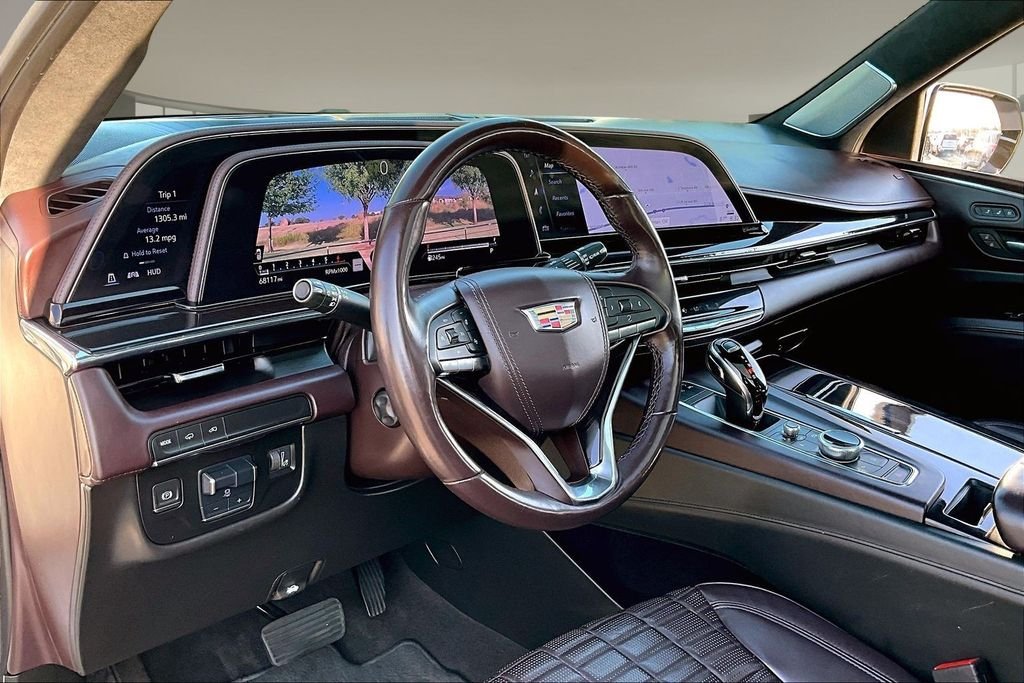 Used 2023 White Cadillac Sport Platinum image 13