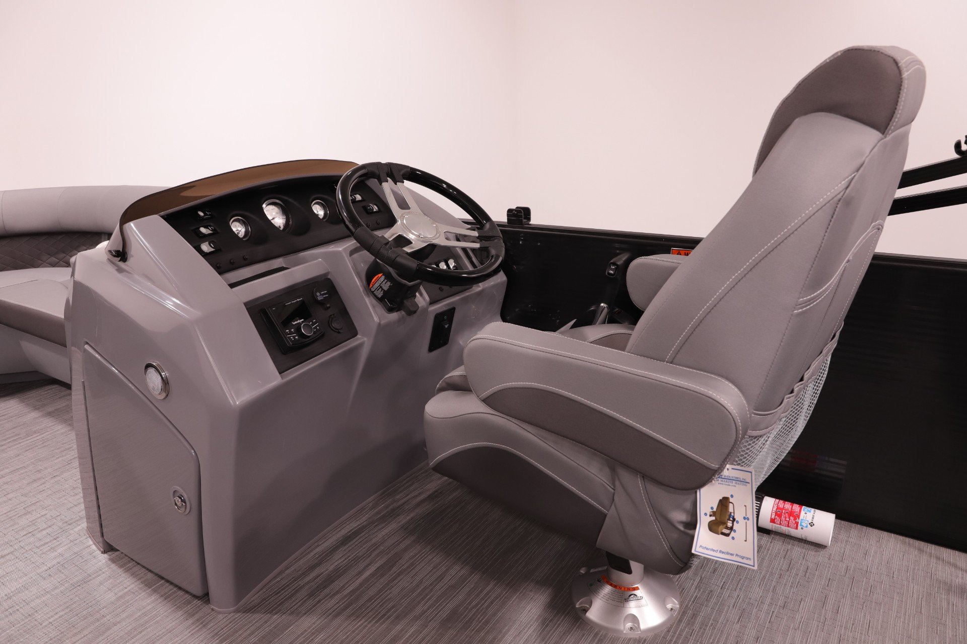 New 2023  BENNINGTON  image 26