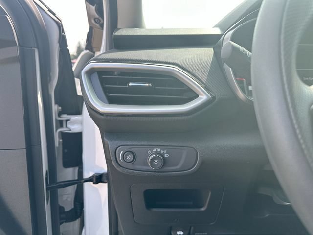Used 2023 Summit White Chevrolet LS image 21