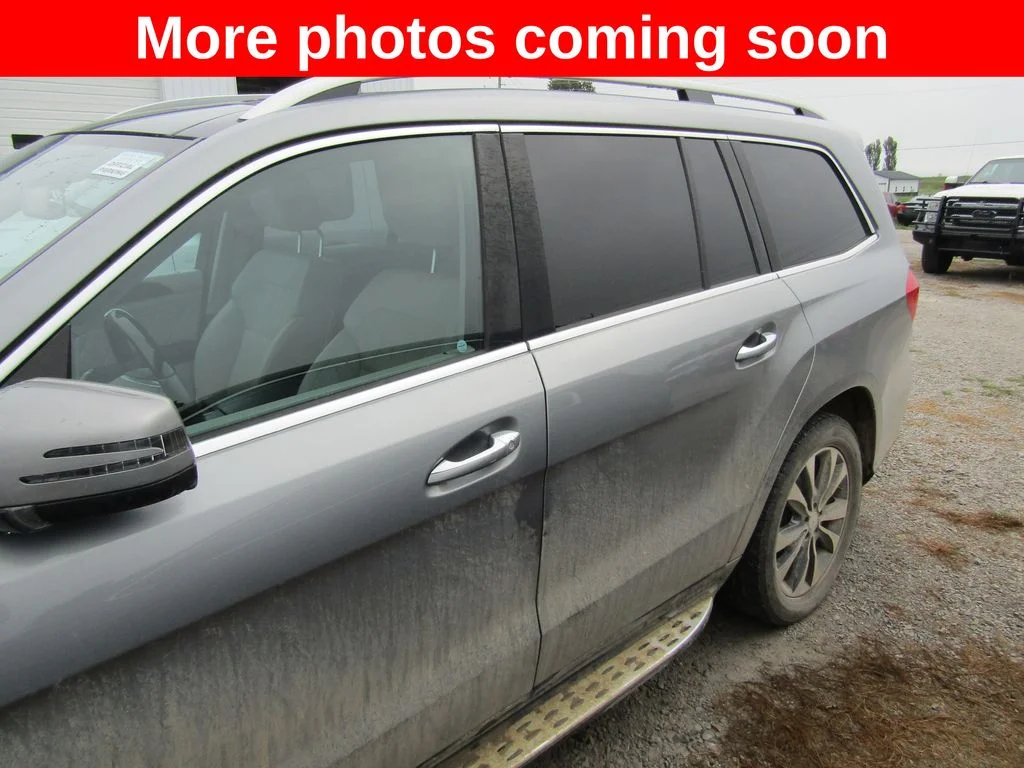 Used 2016  Mercedes-Benz GL 450 image 2