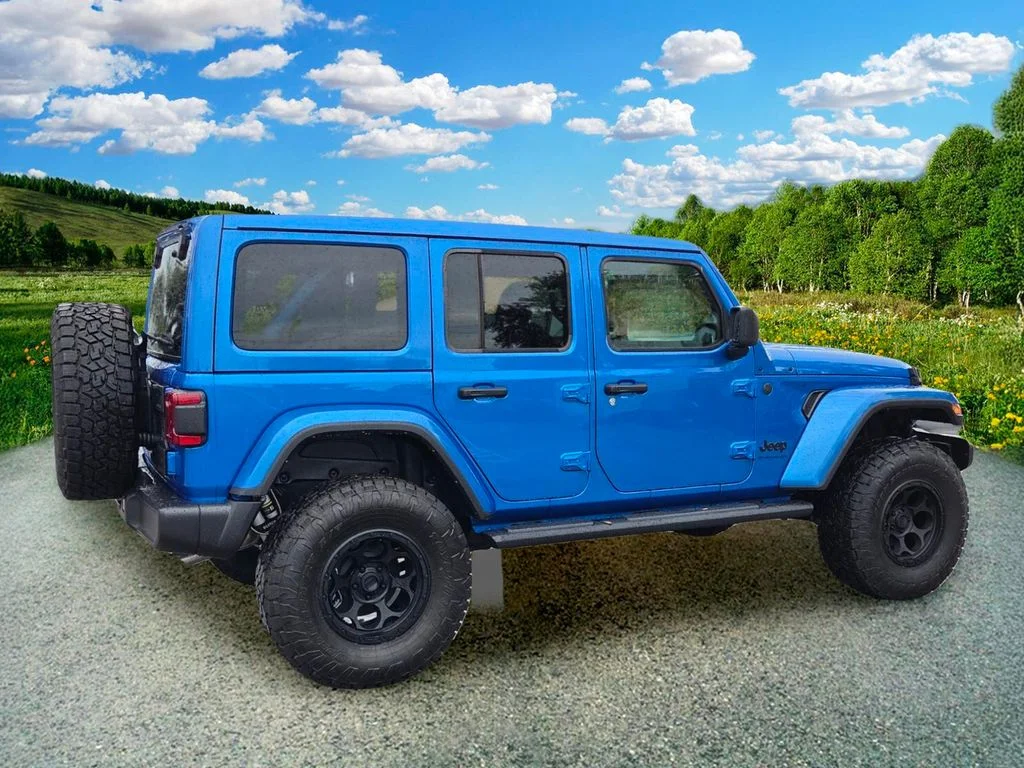 2025 Jeep Wrangler 4-Door Sahara - Photo 6