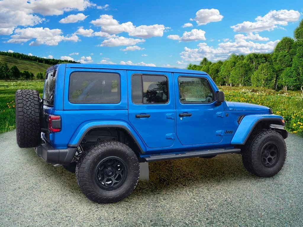 New 2025 Hydro Blue Pearl-Coat Exterior Paint Jeep Sahara image 6