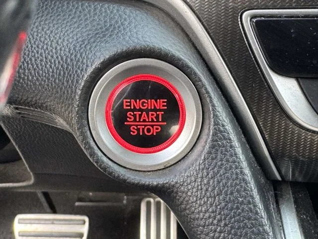 Used 2019  Honda Sport image 31