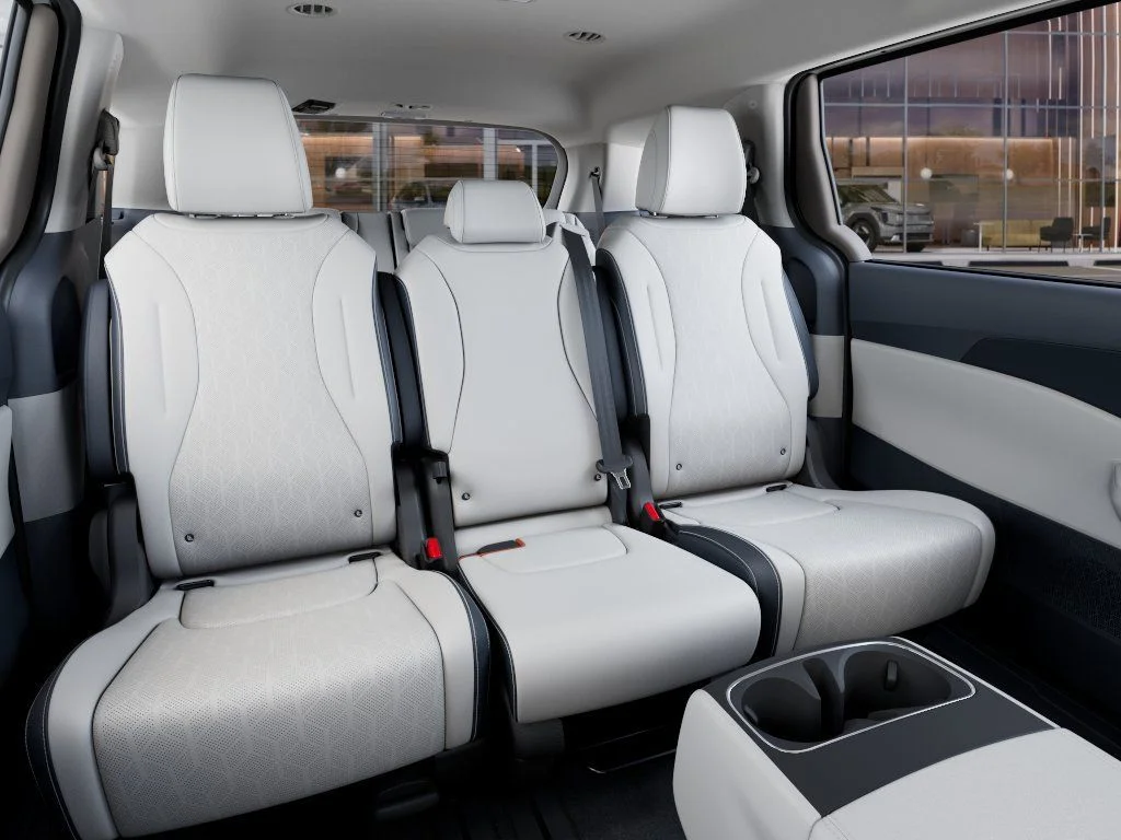 New 2026 White Kia EX image 16