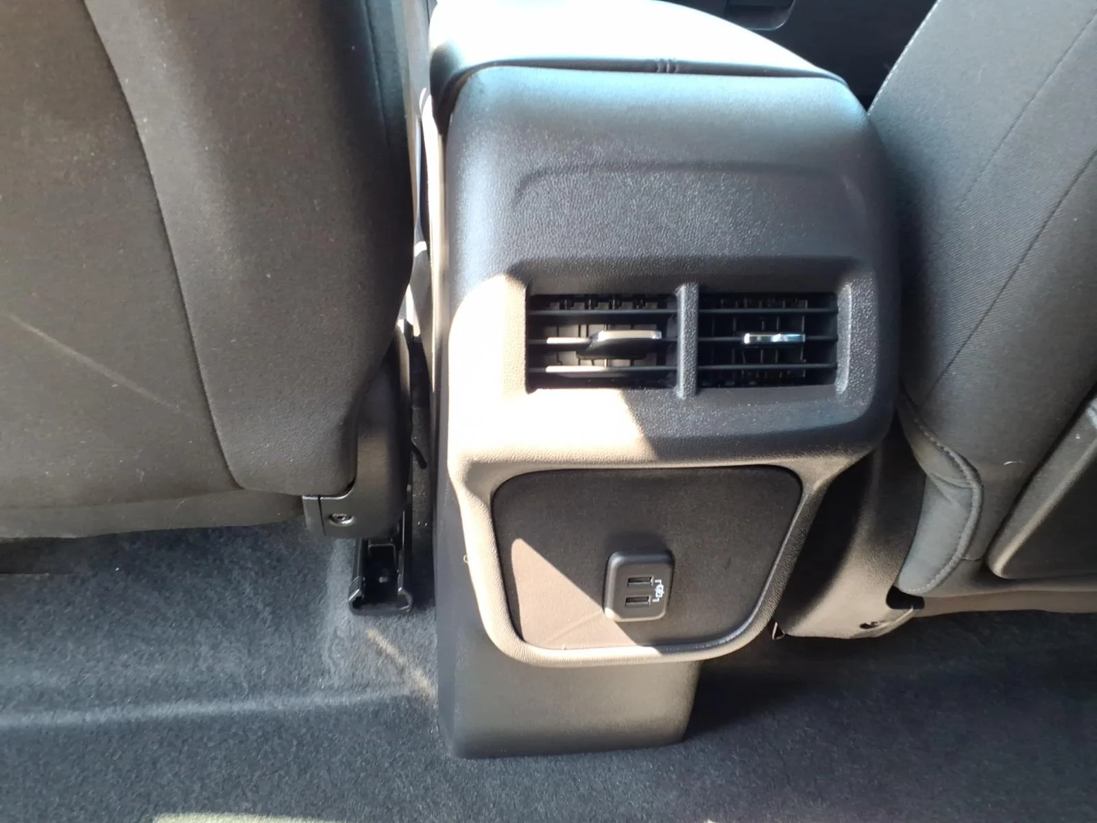 Used 2024 Sterling Metallic (gxd) GMC SLE image 24
