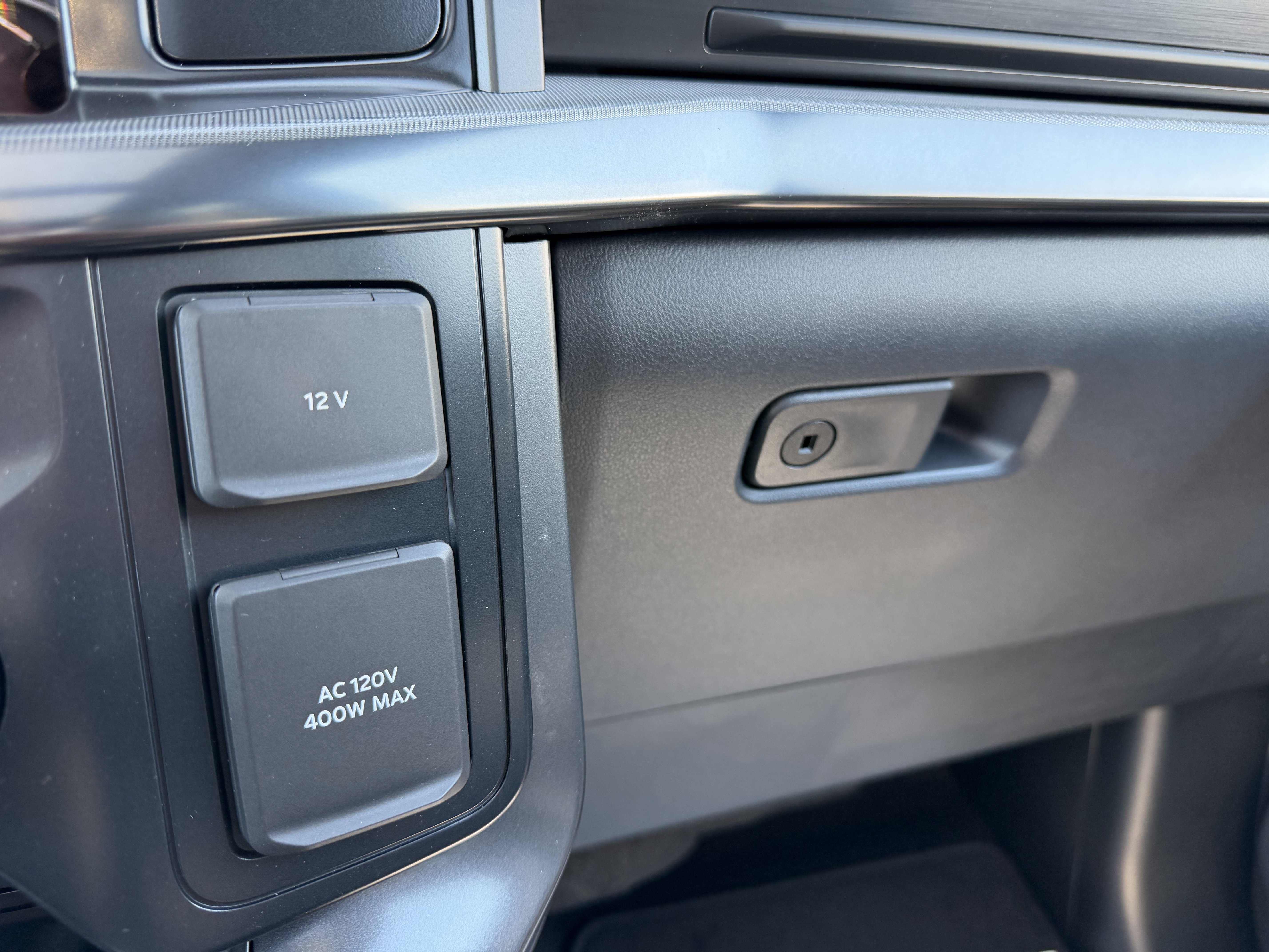 New 2026 Agate Black Metallic Ford LARIAT image 24