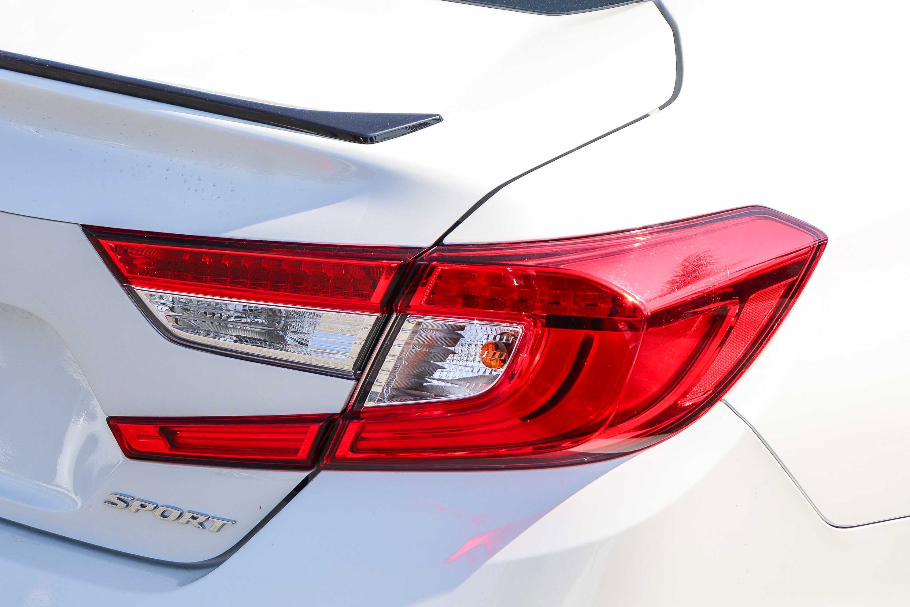 2022 Honda Accord Sport - Photo 9