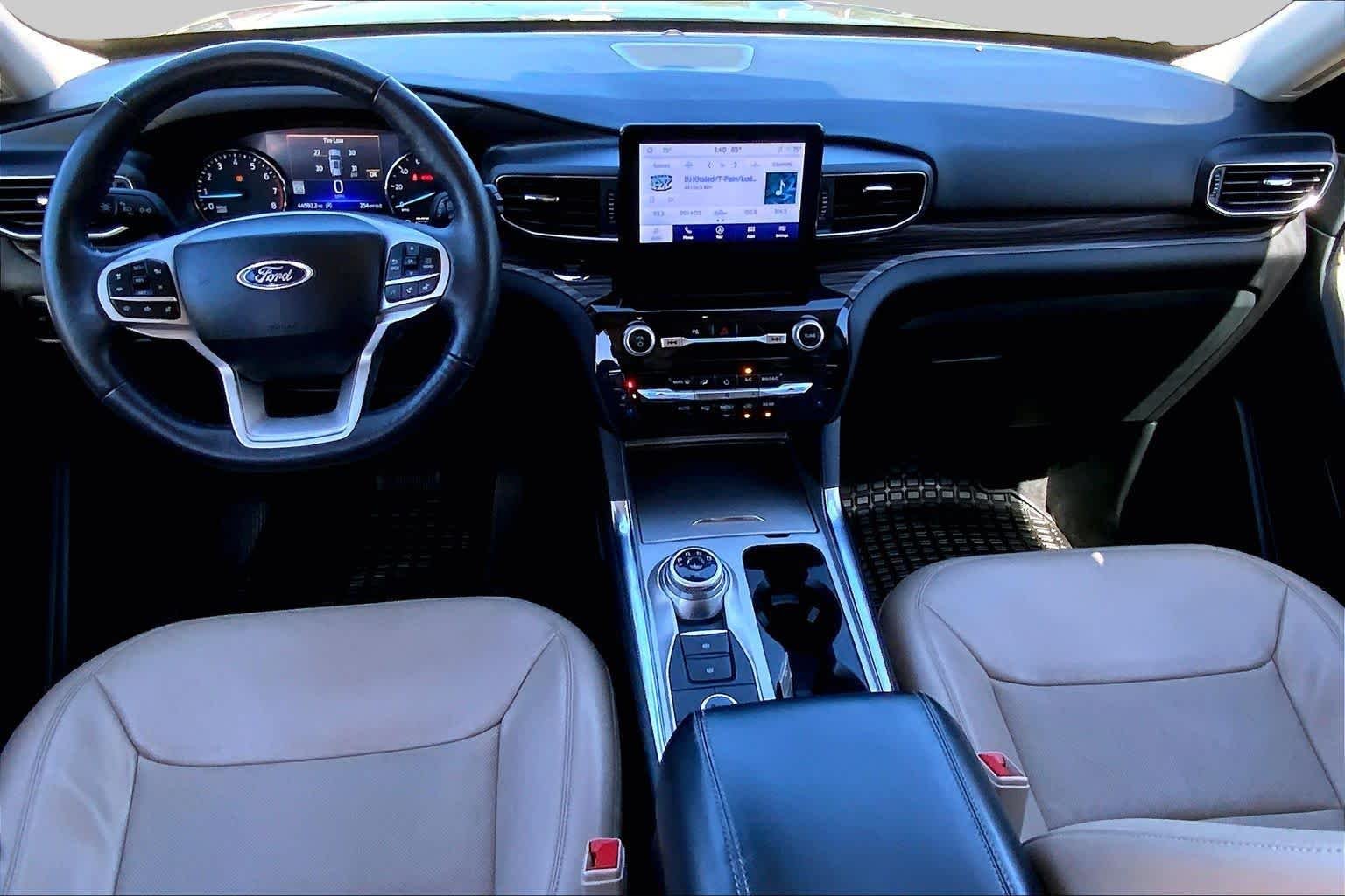 Used 2023 Agate Black Ford Limited image 16