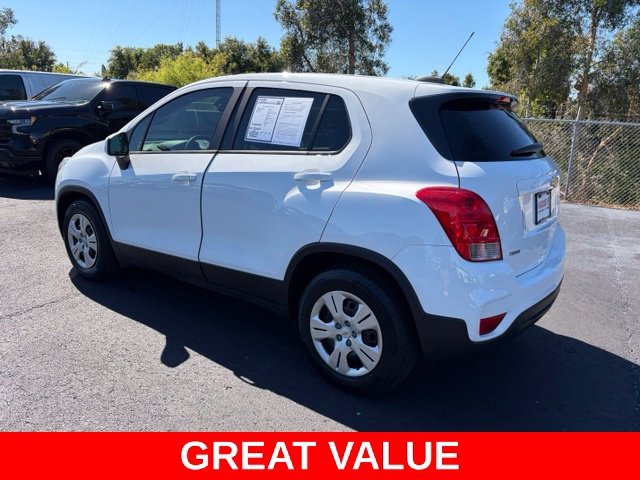 Used 2017 White Chevrolet LS image 4