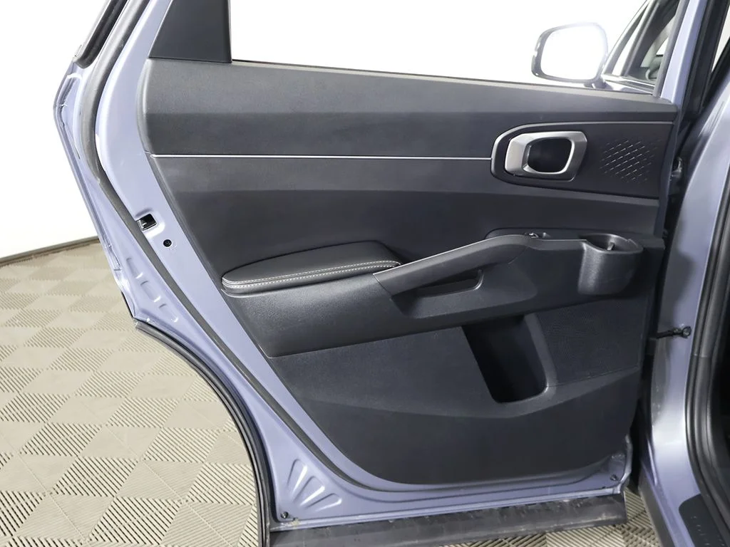 Used 2024 Silver Kia S image 25