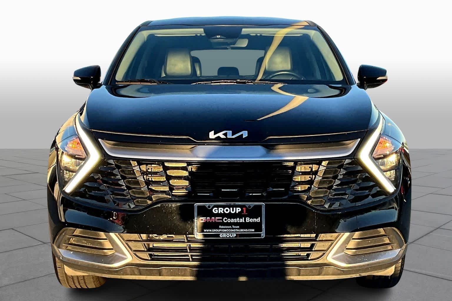 Used 2023 Ebony Black Kia EX image 8