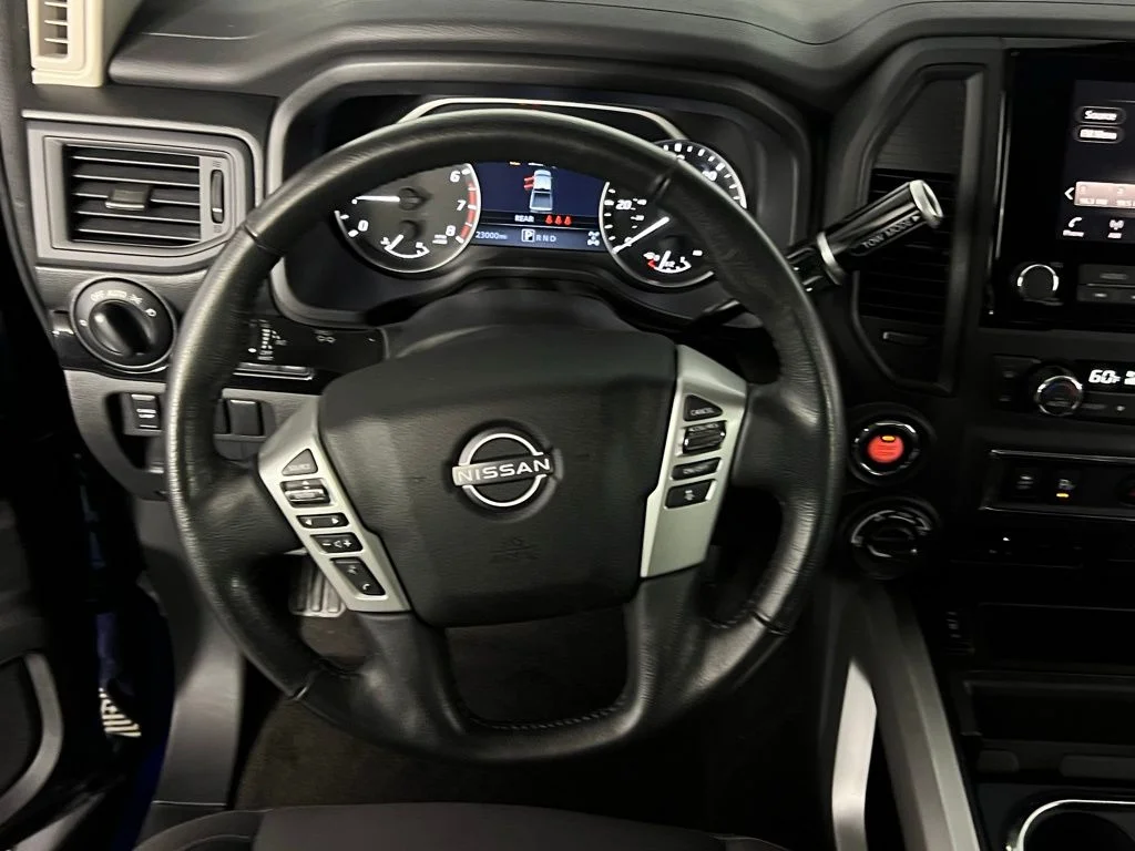 2024 Nissan Titan XD SV - Photo 13