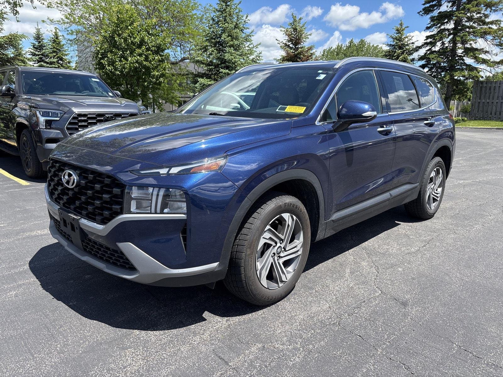 Used 2023 Stormy Sea Hyundai SEL image 3