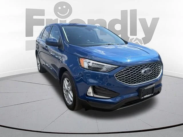 Used 2024 Atlas Blue Metallic Ford SEL image 11