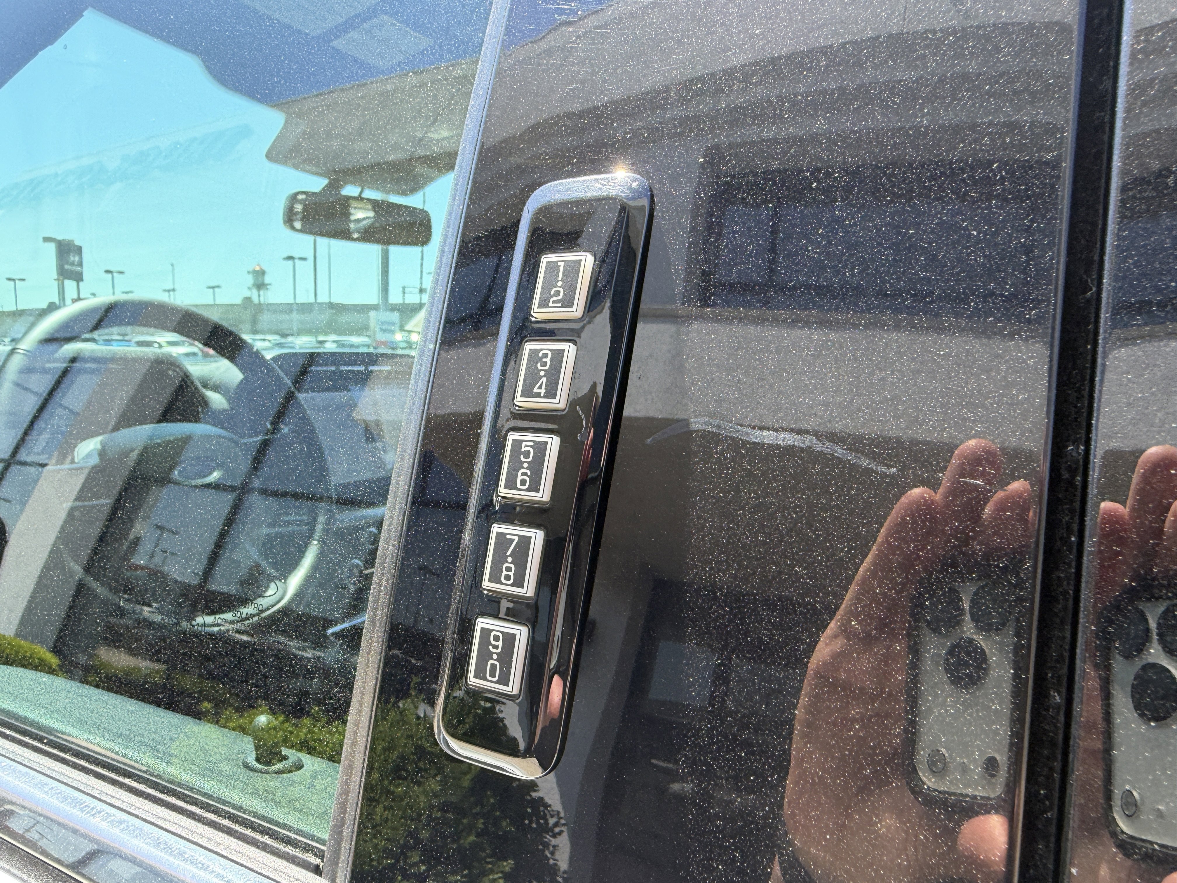 Used 2023 Oxford White Ford LARIAT image 30