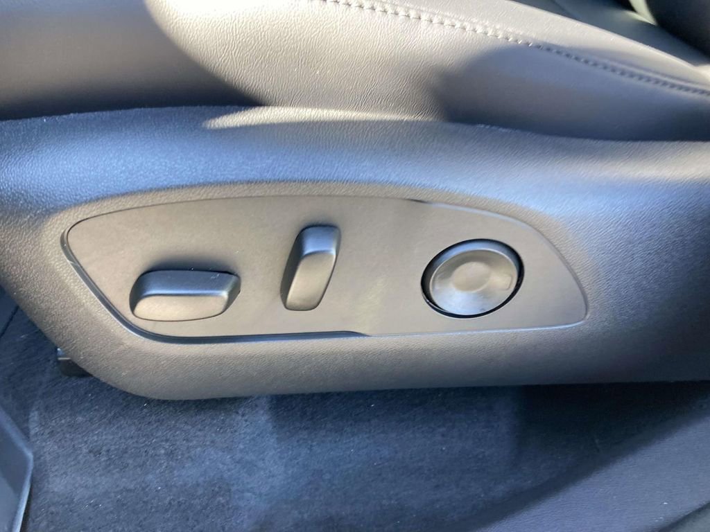 2026 GMC Acadia Elevation - Photo 18