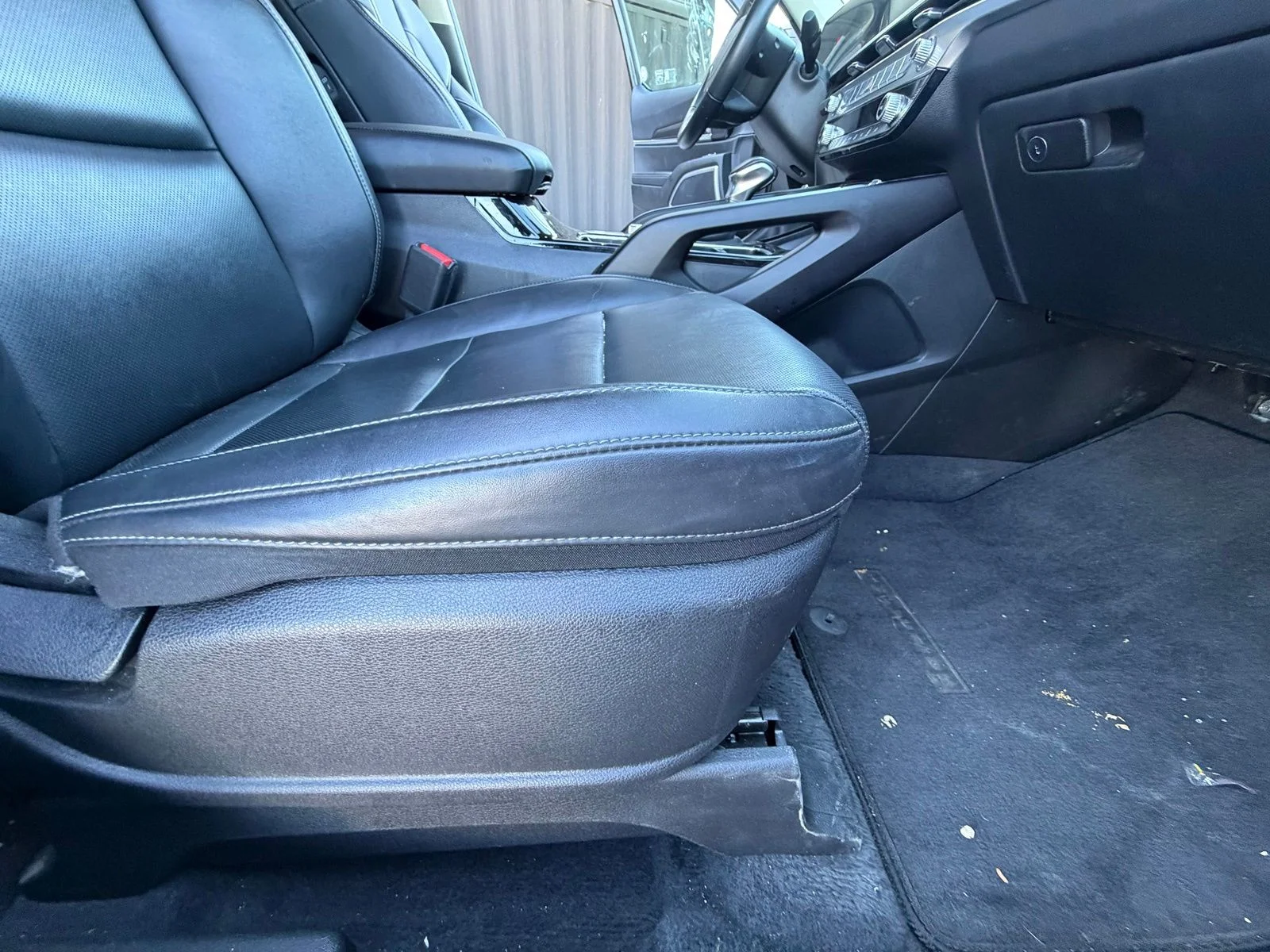 Used 2025 Green Kia S image 18