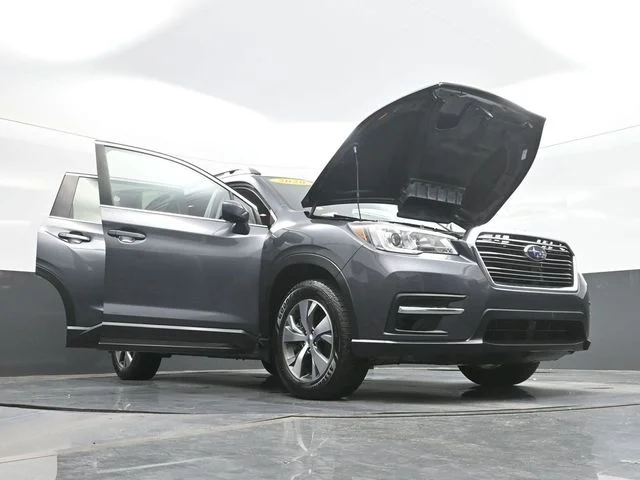 Used 2020 Gray Subaru Premium image 32