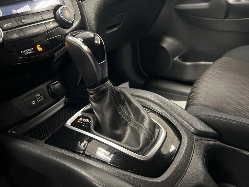 Used 2018 Silver Nissan SV image 30