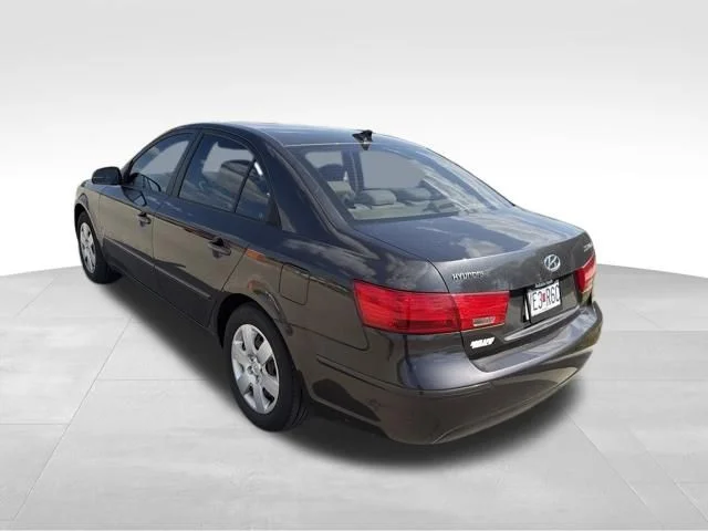 Used 2009 Brown Hyundai GLS image 6